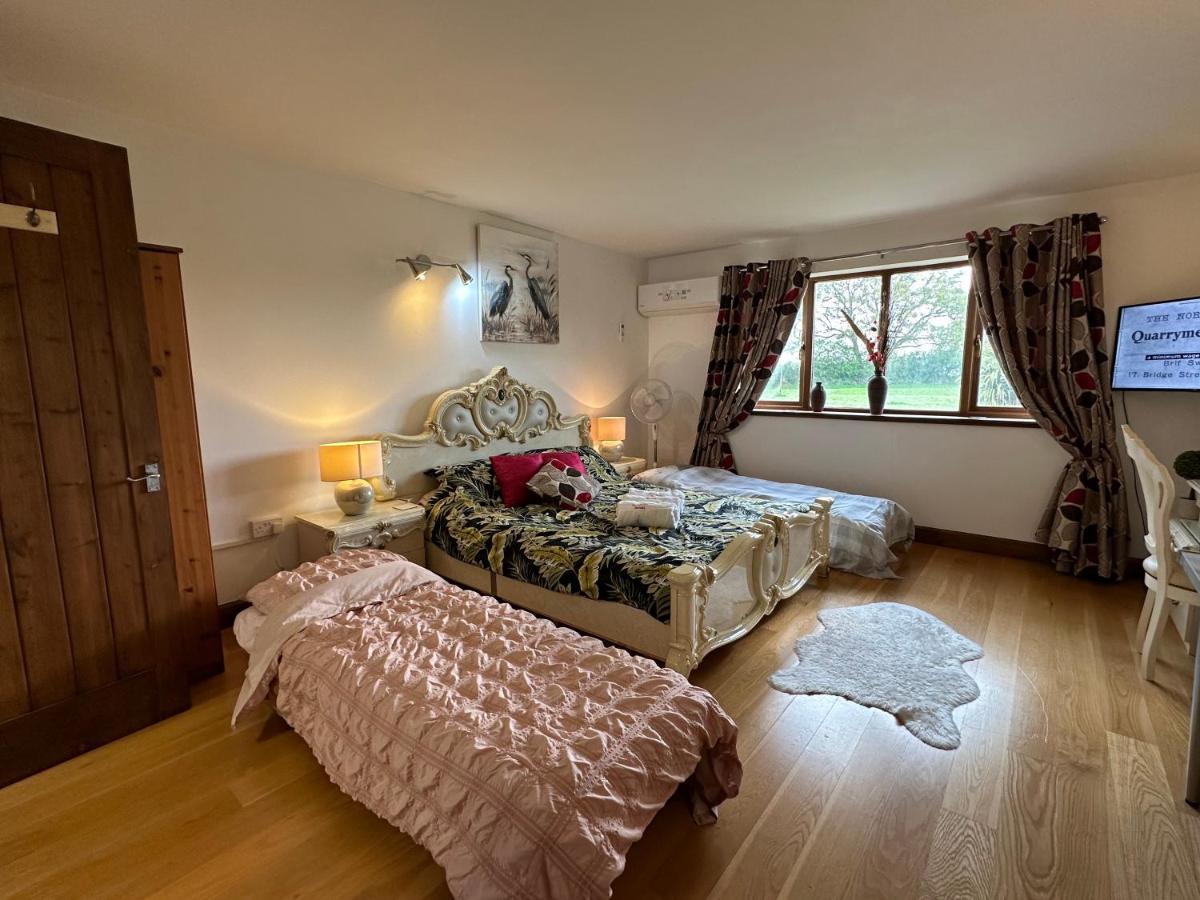 Barnfields Retreat Отель типа 