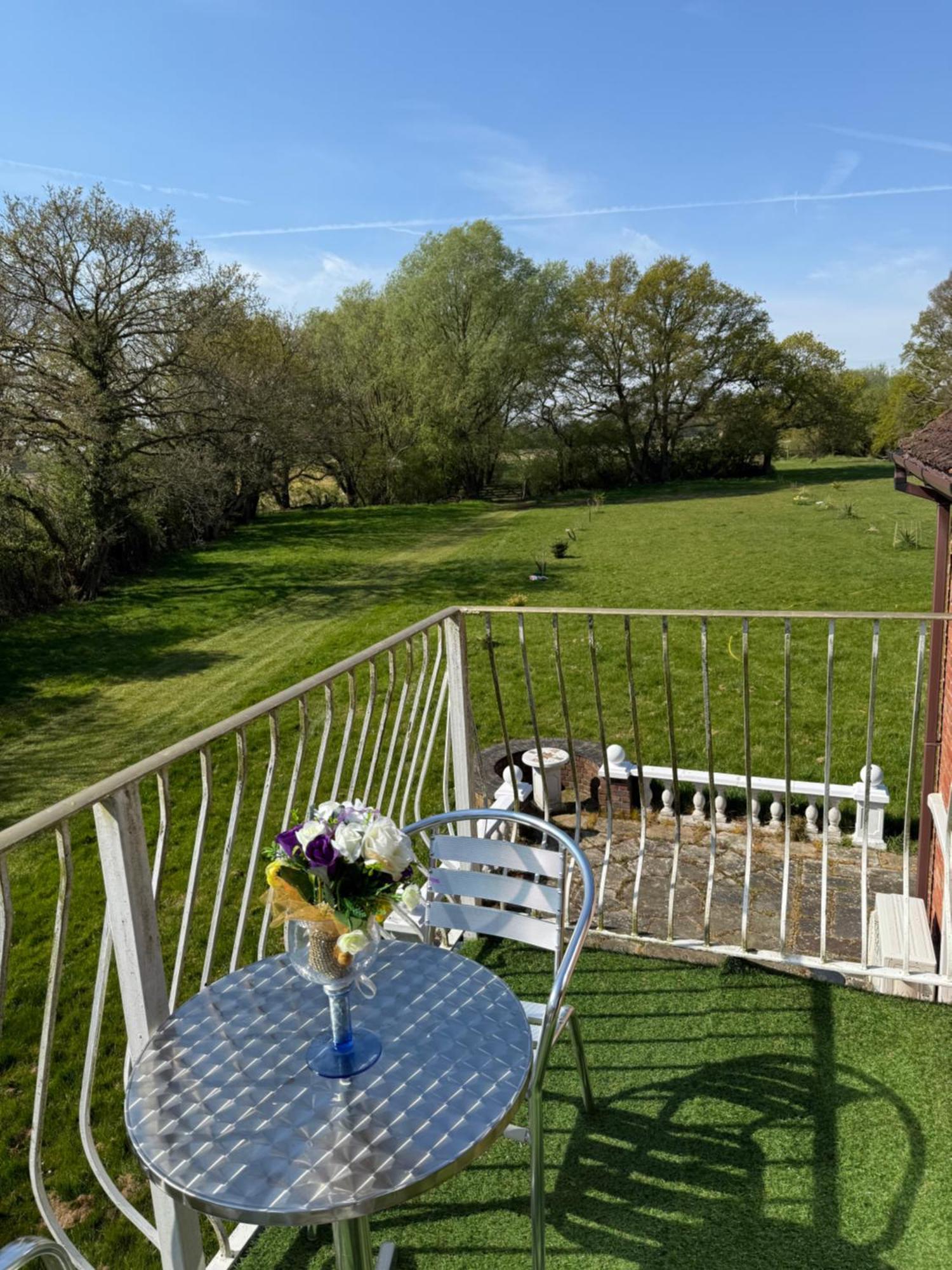 Barnfields Retreat *